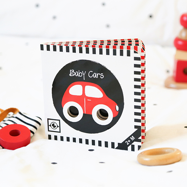 Baby Cars: Kontrastbuch für Babys mit Öffnungen · kontrastreiche Bilder angepasst an Babyaugen · Schwarz Weiß Rot Buch für Neugeborene · Mein erstes Bilderbuch · Montessori Buch