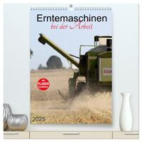 Erntemaschinen bei der Arbeit (hochwertiger Premium Wandkalender 2025 DIN A2 hoch), Kunstdruck in Hochglanz